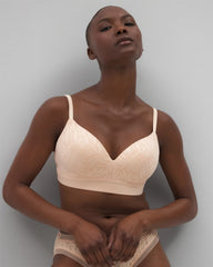 Wireless Bra with Lace - PEACH PARFAIT | Soma Women