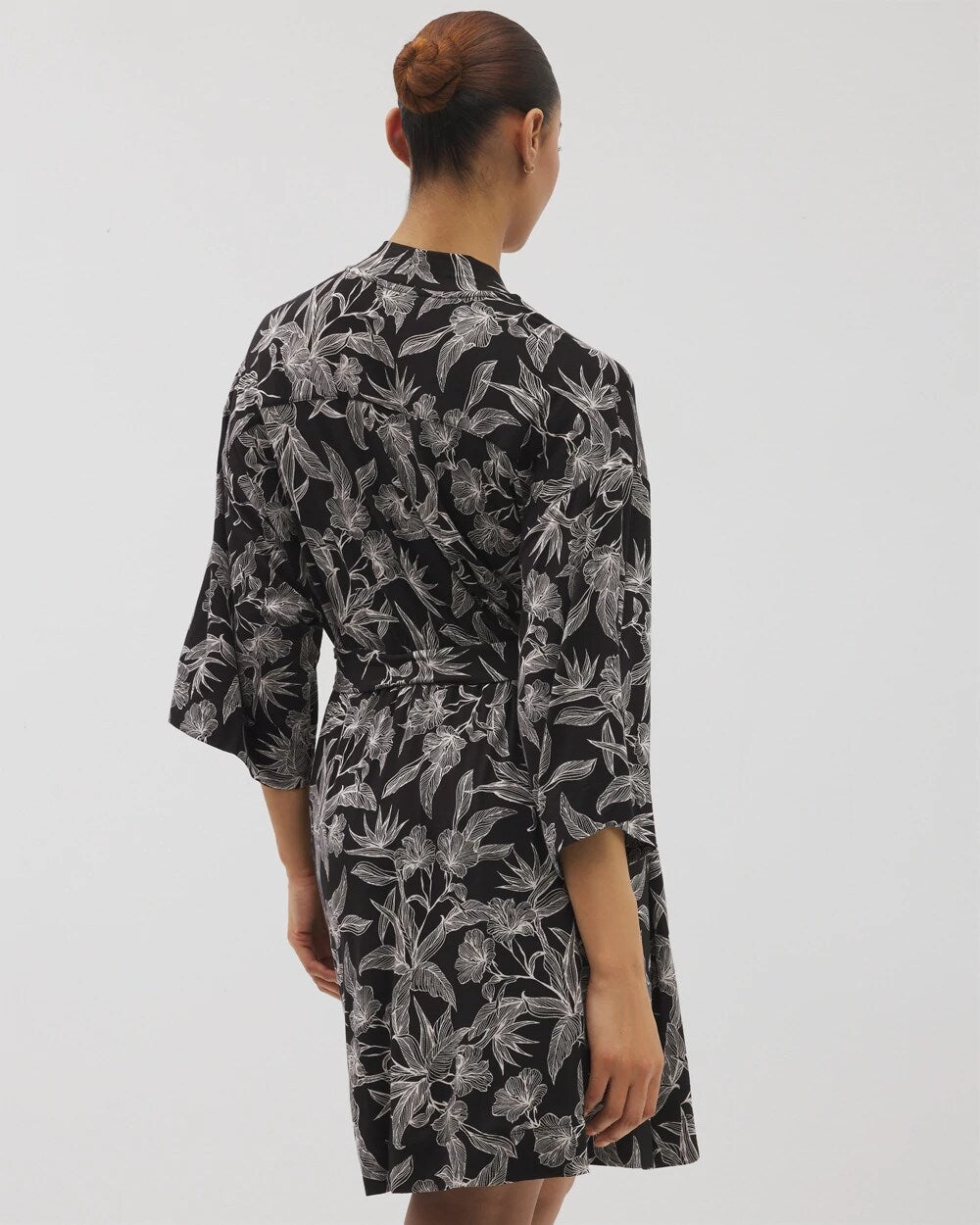 Short Robe - PLUMERIA BLOOMS BLK CH | Soma Women