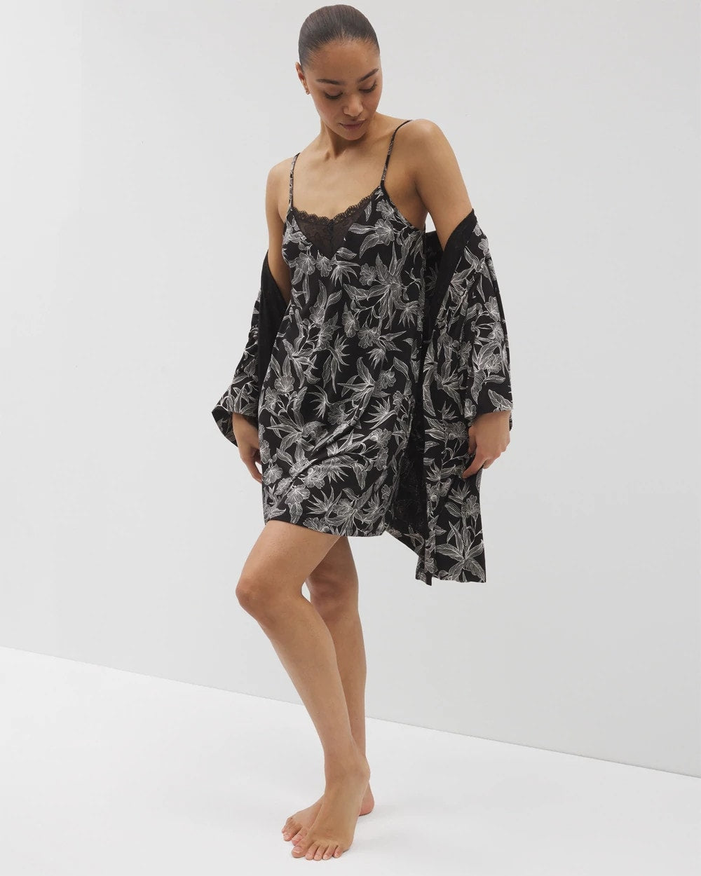 Short Robe - PLUMERIA BLOOMS BLK CH | Soma Women