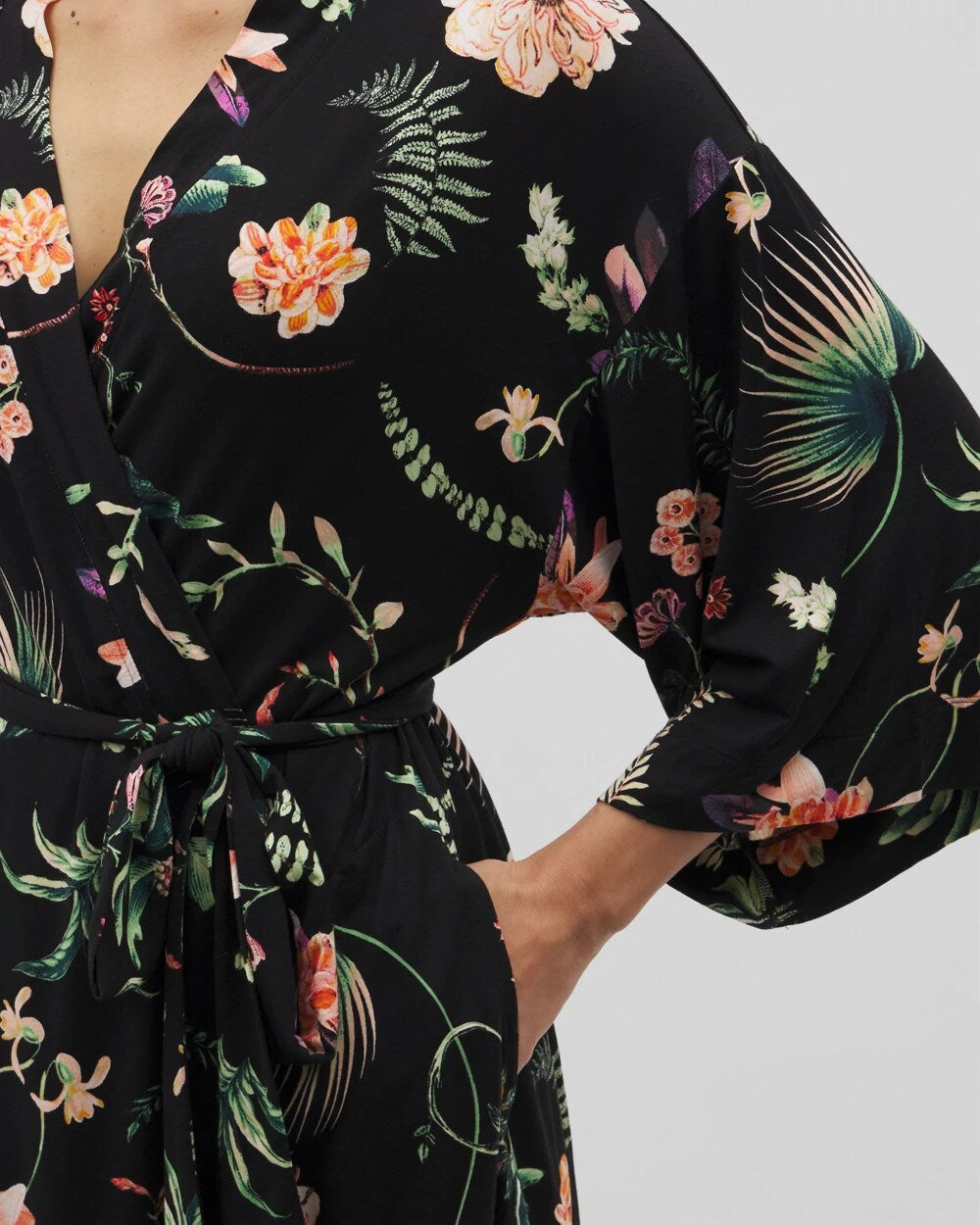 Short Robe - PARADISE PLUMES BLACK | Soma Women
