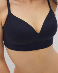 Wireless Bra with Lace - NIGHTFALL NAVY | Soma Women