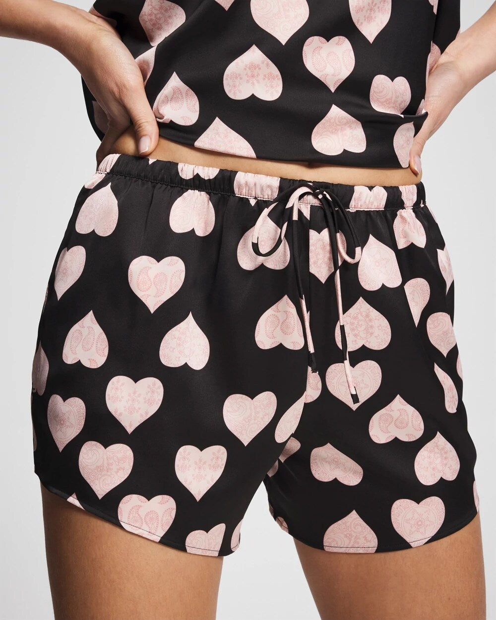 Pajama Shorts - MANDALA HEARTS BLACK | Soma Women