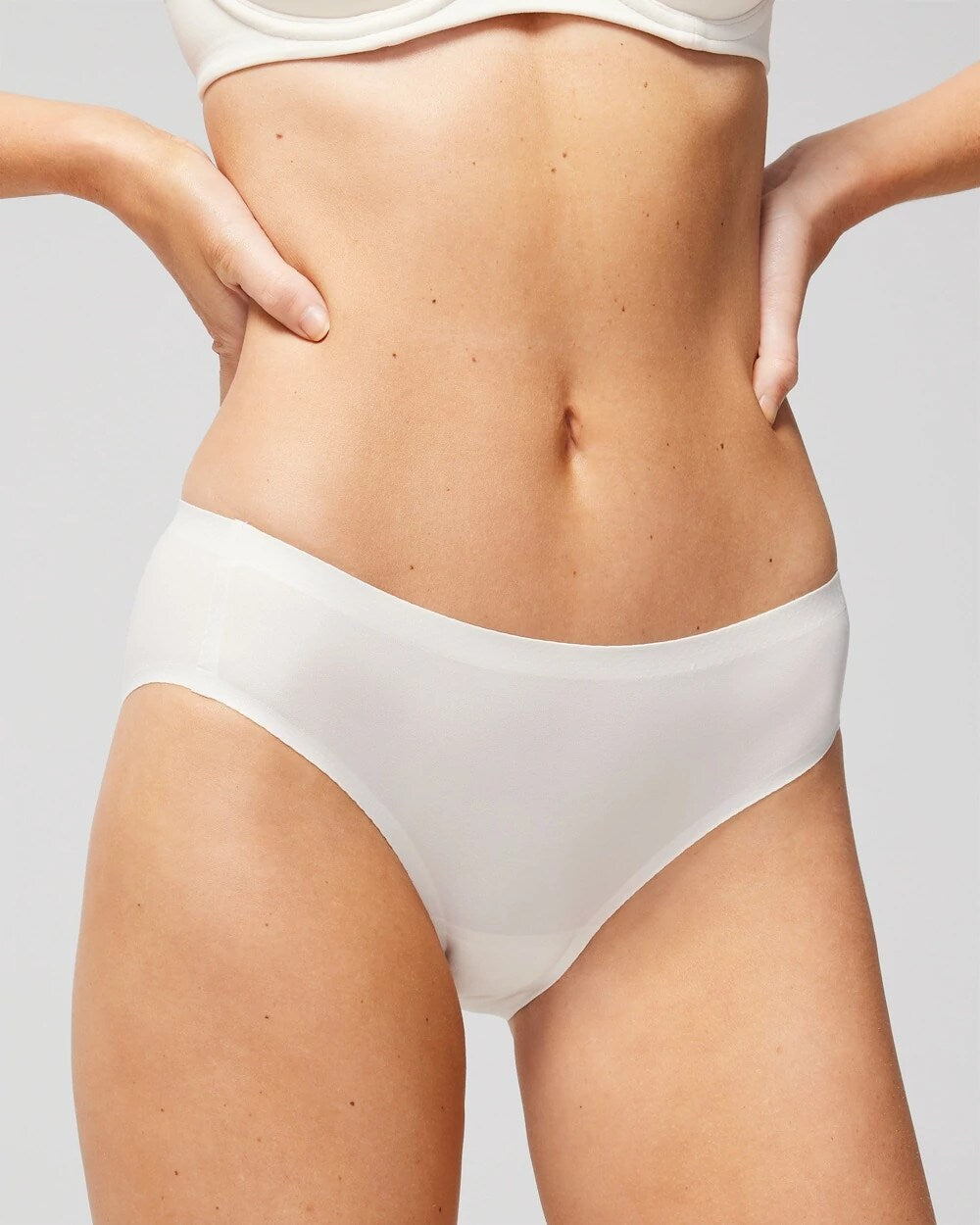 Soft Stretch Hipster Panty - IVORY | Soma Women