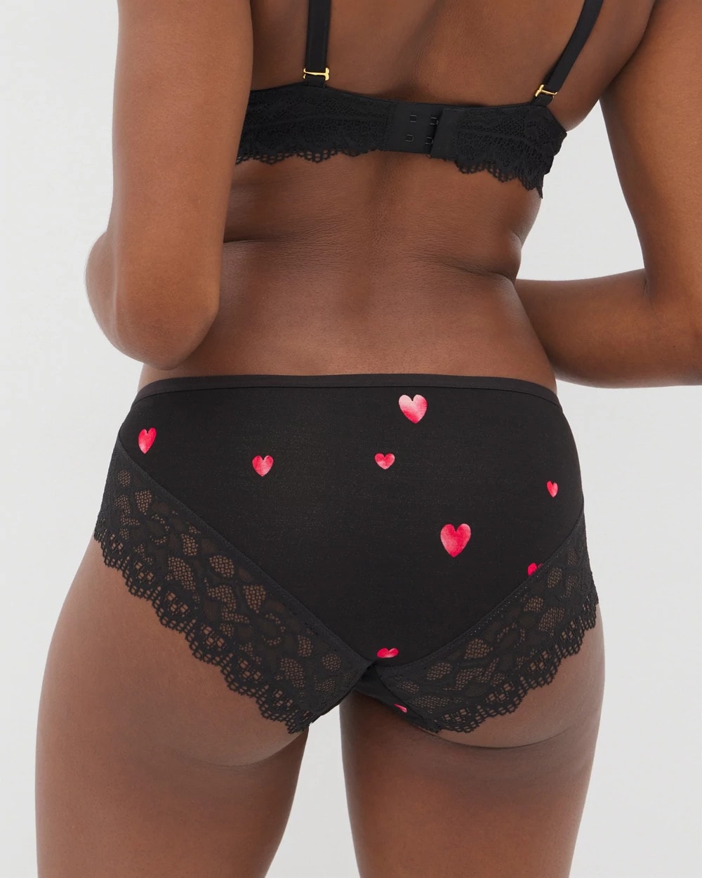 Hipster Panty with Enchanting Lace - FLOATING HEARTS BLACK RED | Soma Women