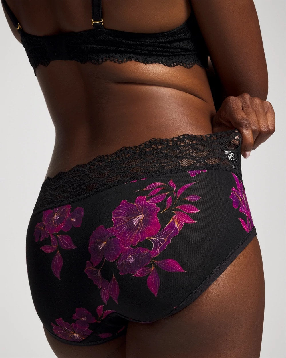 Hipster Panty with Enchanting Lace - GILDED BLOOMS MAGENTA M | Soma Women