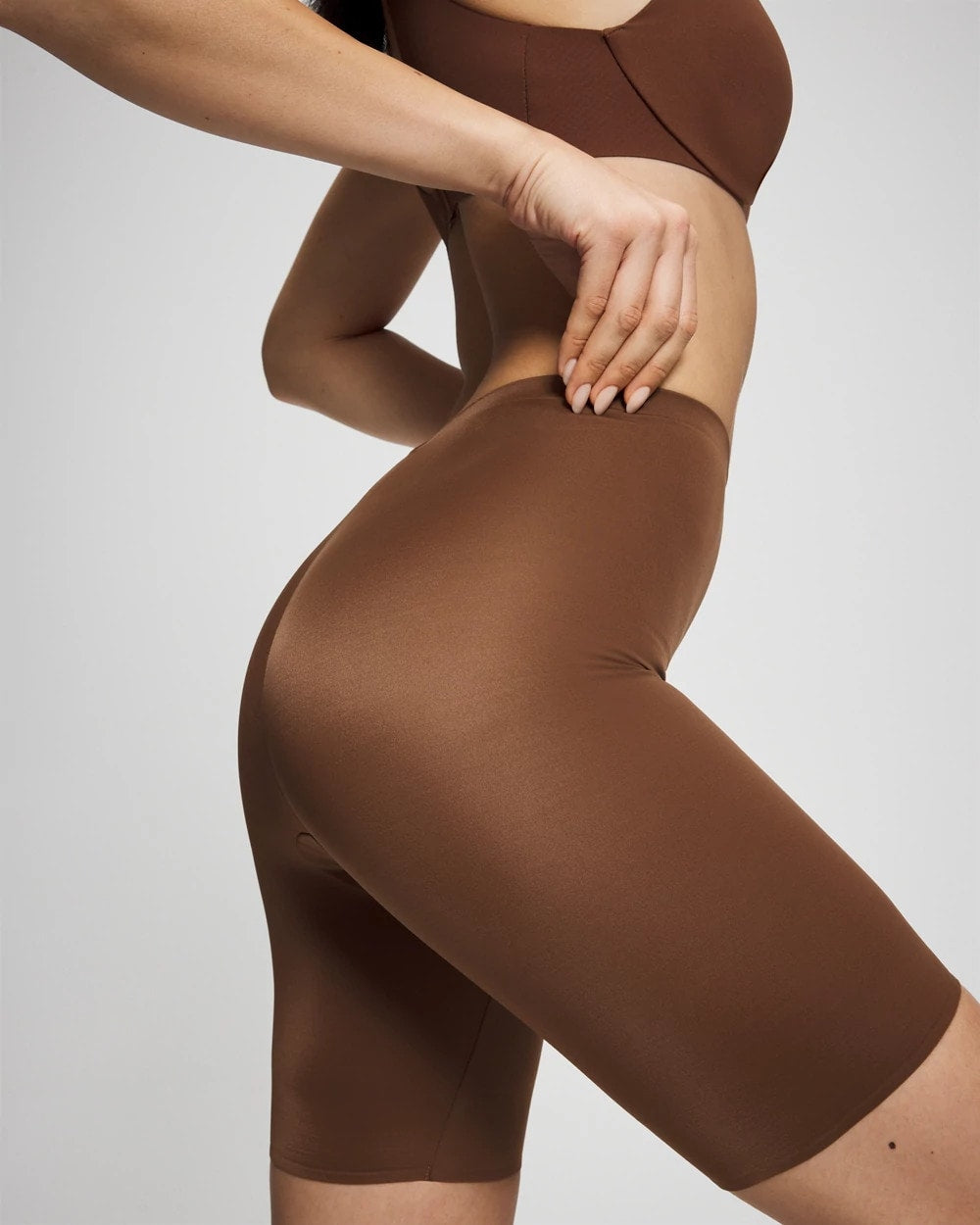 Mid Level Cooling High Waisted Short - CINNAMON LATTE | Soma Women